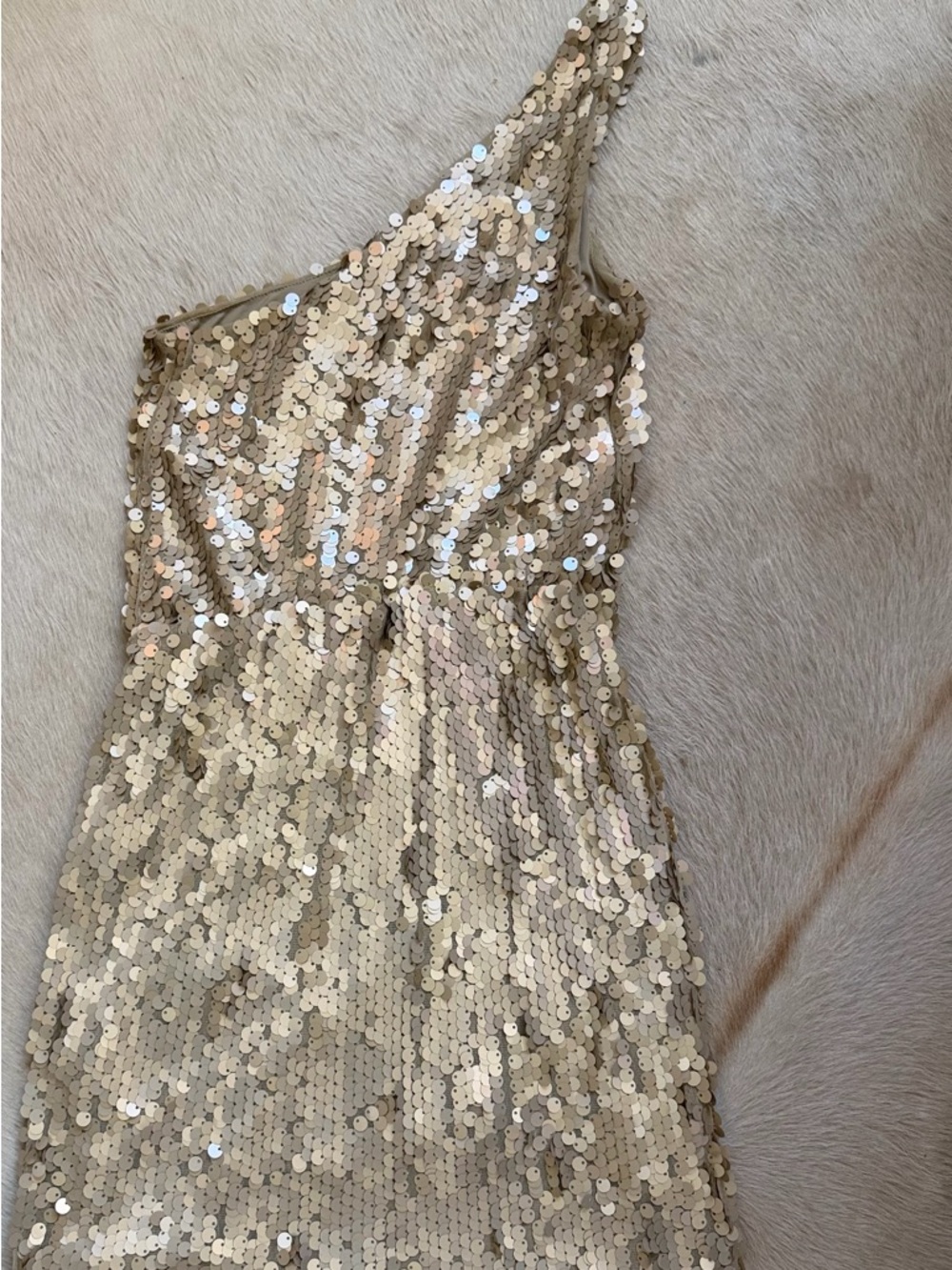 Chelsea & Violet One-Shoulder Matte Gold Sequin Dress